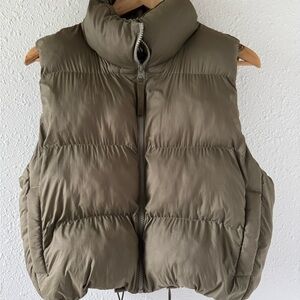 Madewell MWL (Re)sourced Nylon Puffer Vest - Green